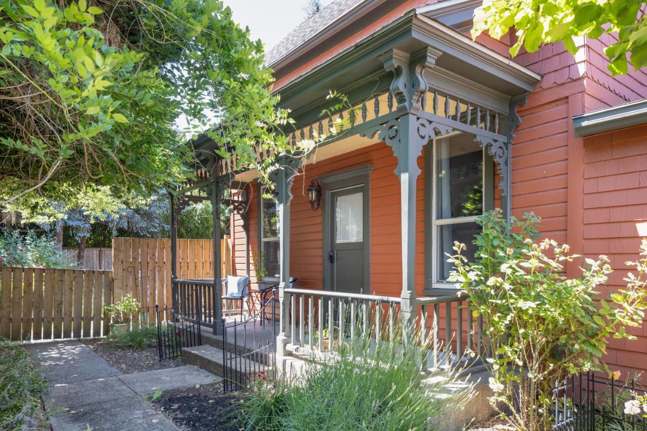 Villa Wynkoop At Carlton: Taste Of Europe, Walk To Wineries, Dog Friendly Esterno foto
